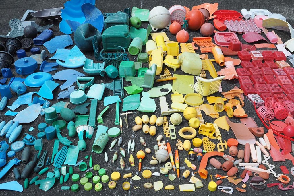 buøy、海洋プラスチックごみが色鮮やかな工芸品に生まれ変わる② buøy、海洋プラスチックごみが色鮮やかな工芸品に生まれ変わる②